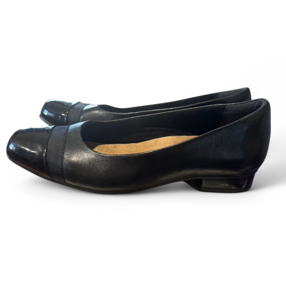 Clarks Artisan Black Leather Low Heel Shoes Size 9.5M